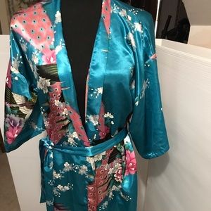 Old Shanghai Short Kimono Robe  Turqouise Peacock  with Blossoms Size 14